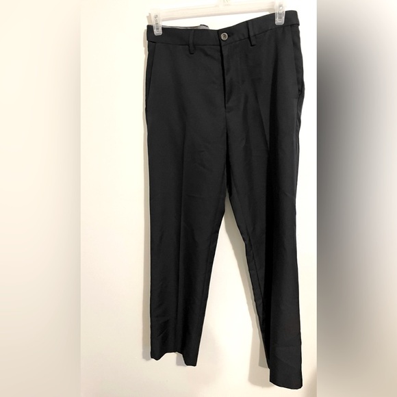 Ex 32Wx33L Amazon Essentials Mens Expandable Waist Classic-fit Flat-Front pant - Picture 4 of 6